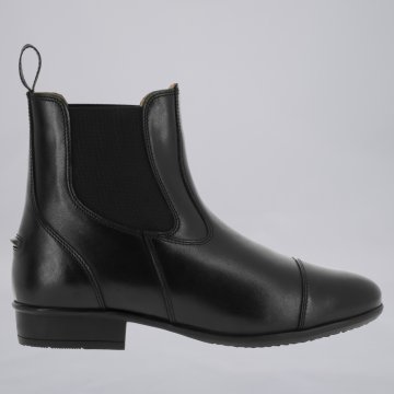Boots Boots Chic